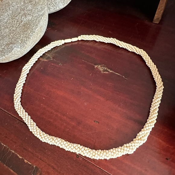 Preview Listing - Picture 2 of 6